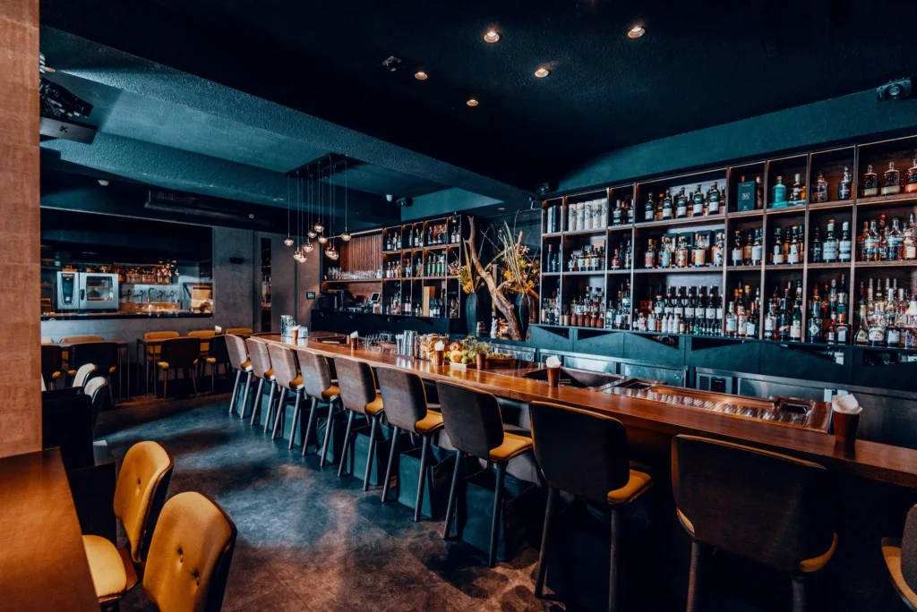 Thailand: To increase tourists, bars and clubs will be open later.