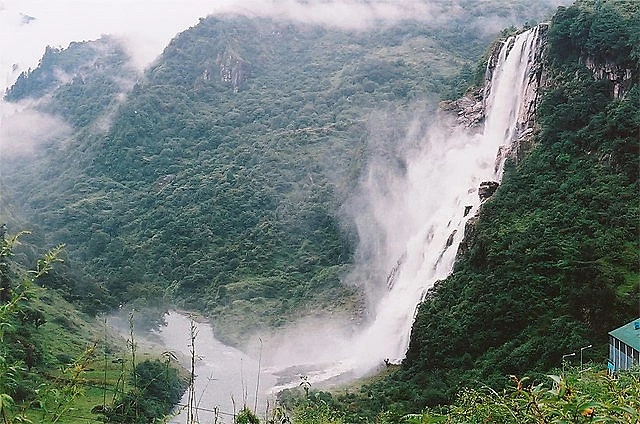 nurang falls picture Things to do in Arunachal Pradesh