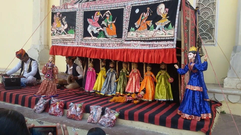 Experience a traditional Rajasthani puppet show